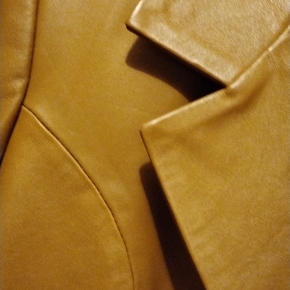 Leather jacket - Picture 5 of 8